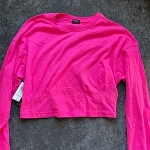 Aritzia cropped bright pink long sleeve shirt NWT